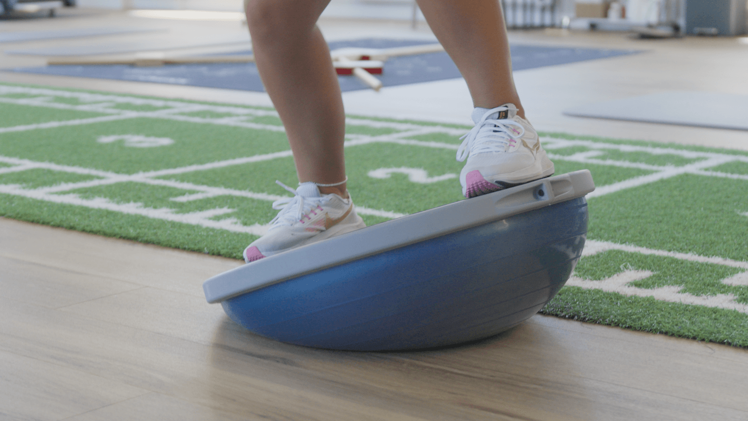 Balance-Training auf dem BOSU-Ball